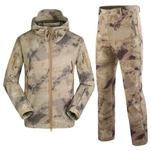 Load image into Gallery viewer, Realtree Camouflage/Hunting Clothes