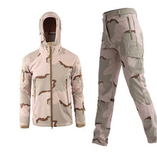 Load image into Gallery viewer, Realtree Camouflage/Hunting Clothes